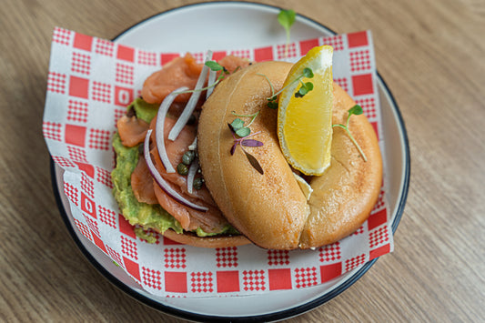π₯―π₯ Avocado & Salmon Bagel