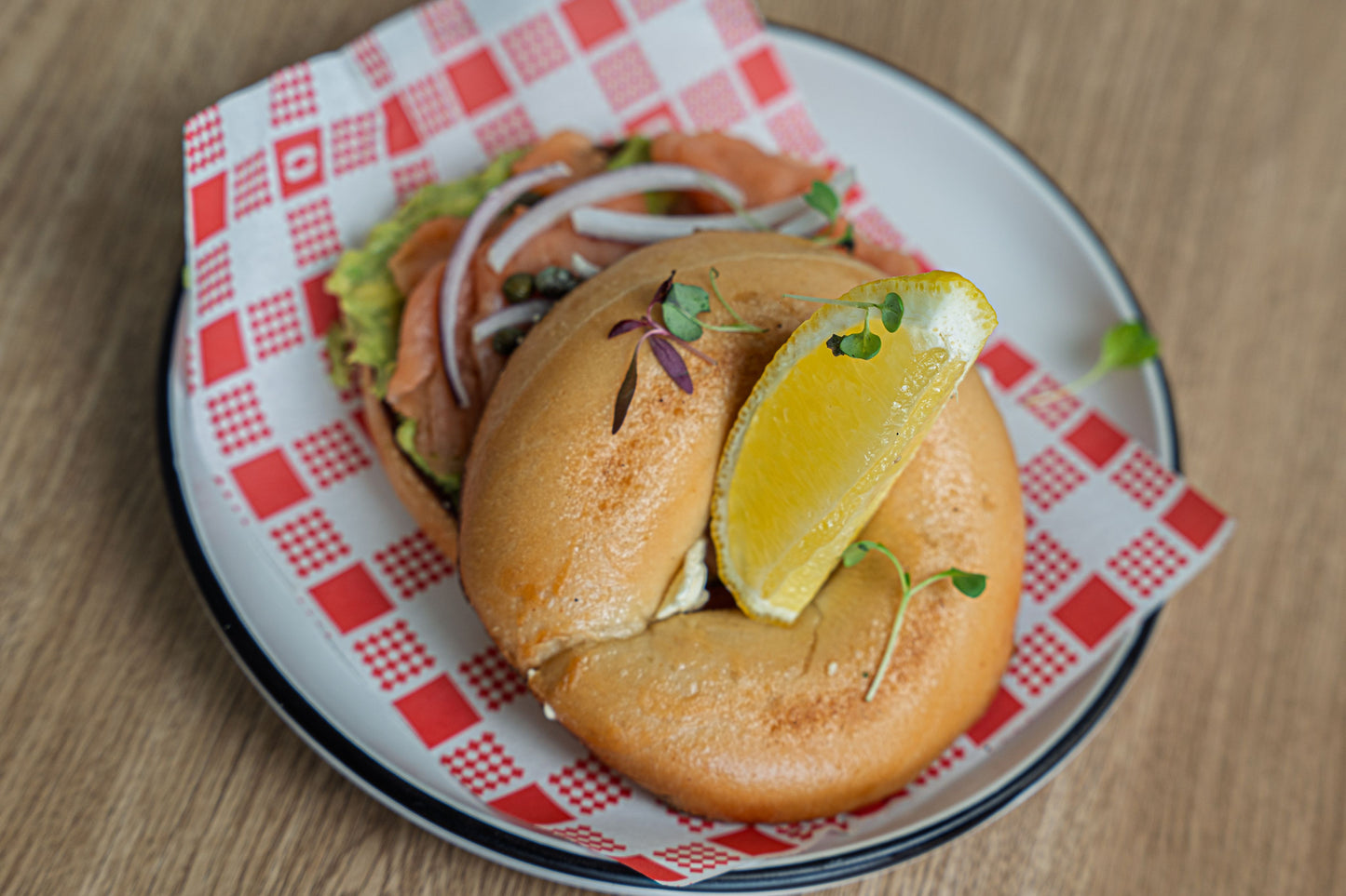 🥯🥑 Avocado & Salmon Bagel