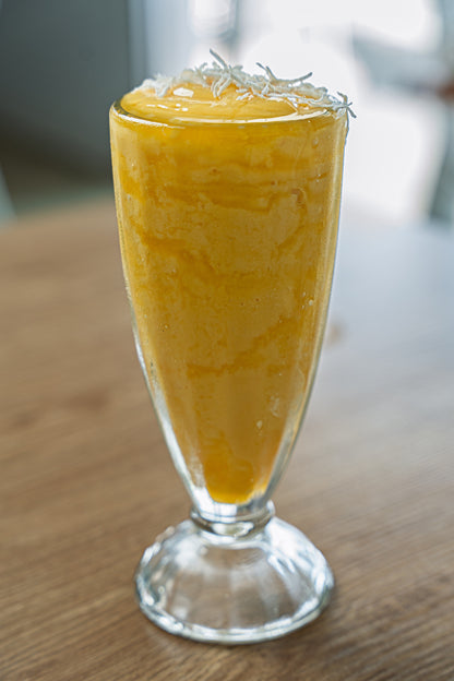 🥭 Summer Mango Smoothie
