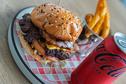 ✨🍔🥓 Wagyu Burger – Our Star Dish ✨